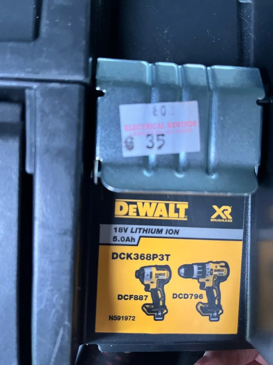 DeWalt box - Image 2