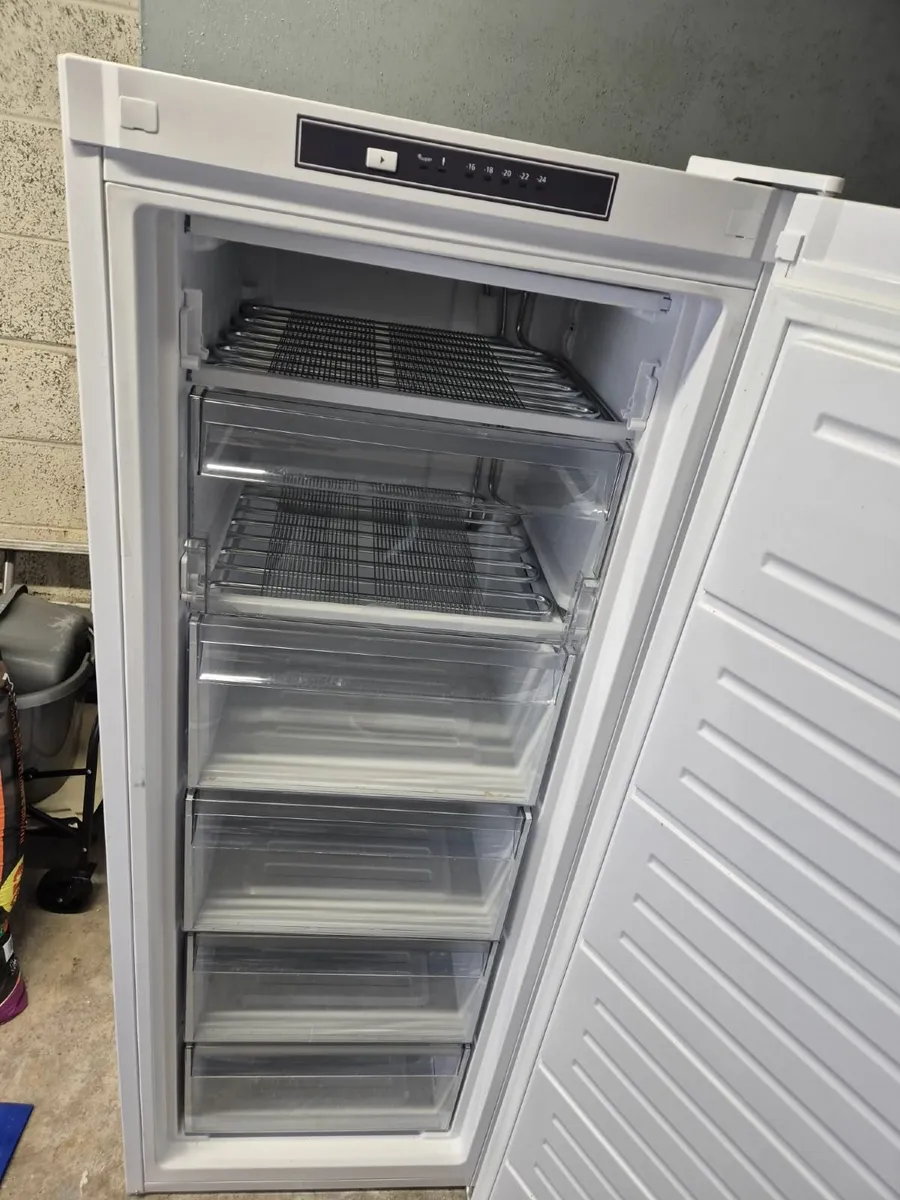 Freezer - Image 2
