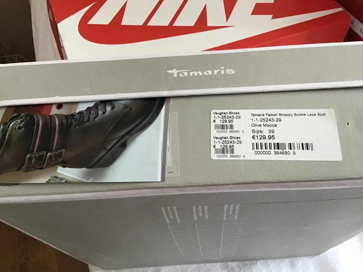 New pair of Boots - Image 1