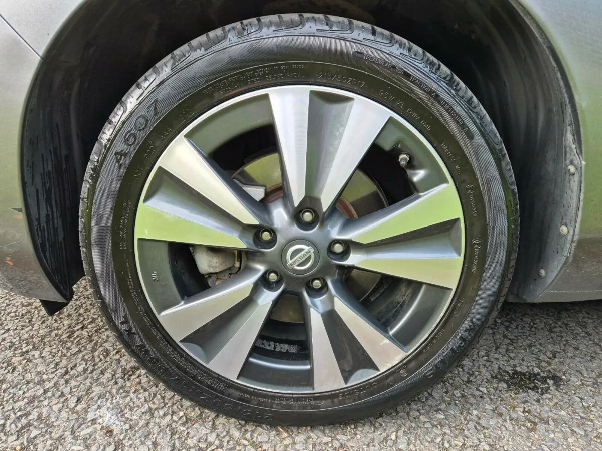 162 Nissan Leaf Tekna - Great Condition - Image 4