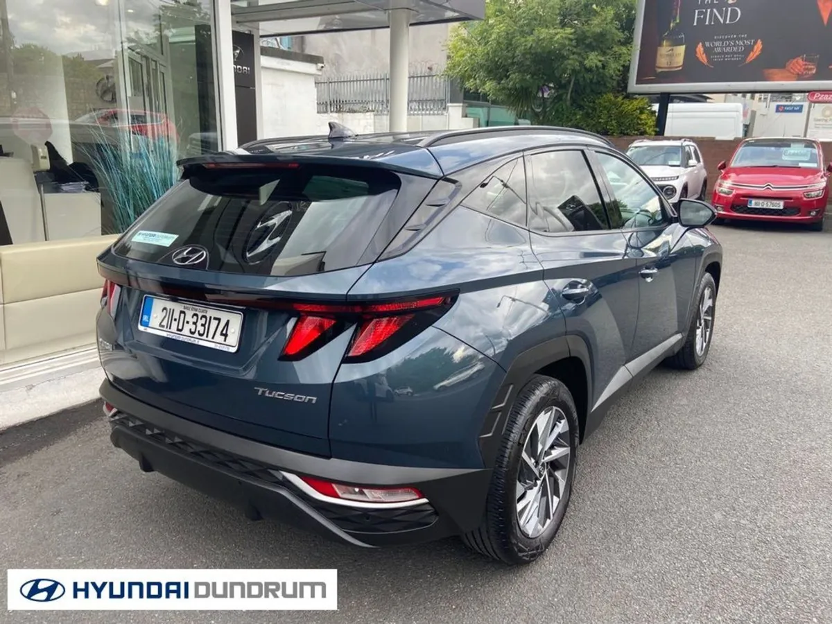 Hyundai Tucson Ix35 Executive 2WD - Image 4
