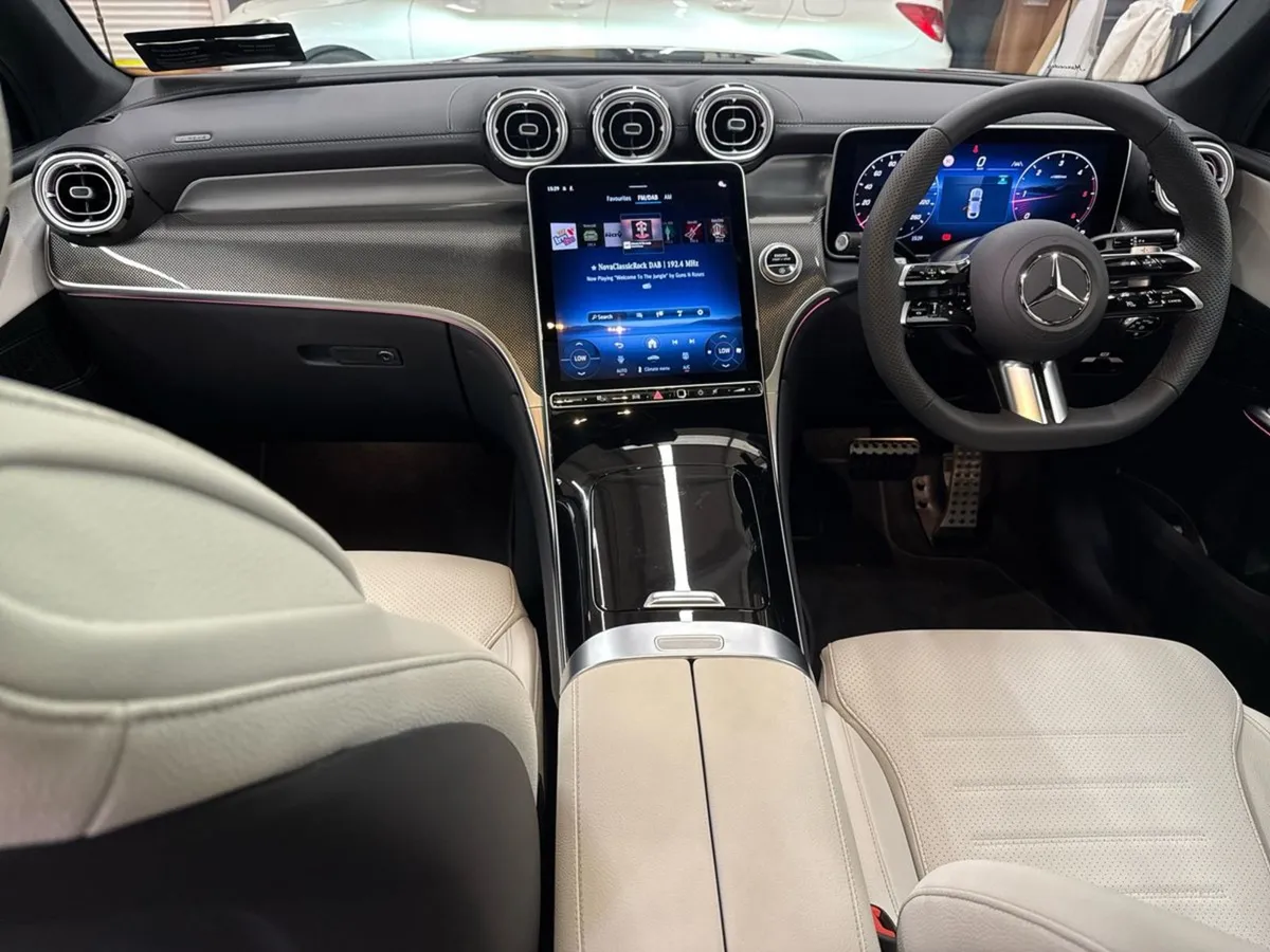 Mercedes-Benz GLC GLC 220D 4matic Coupe AMG Line - Image 4