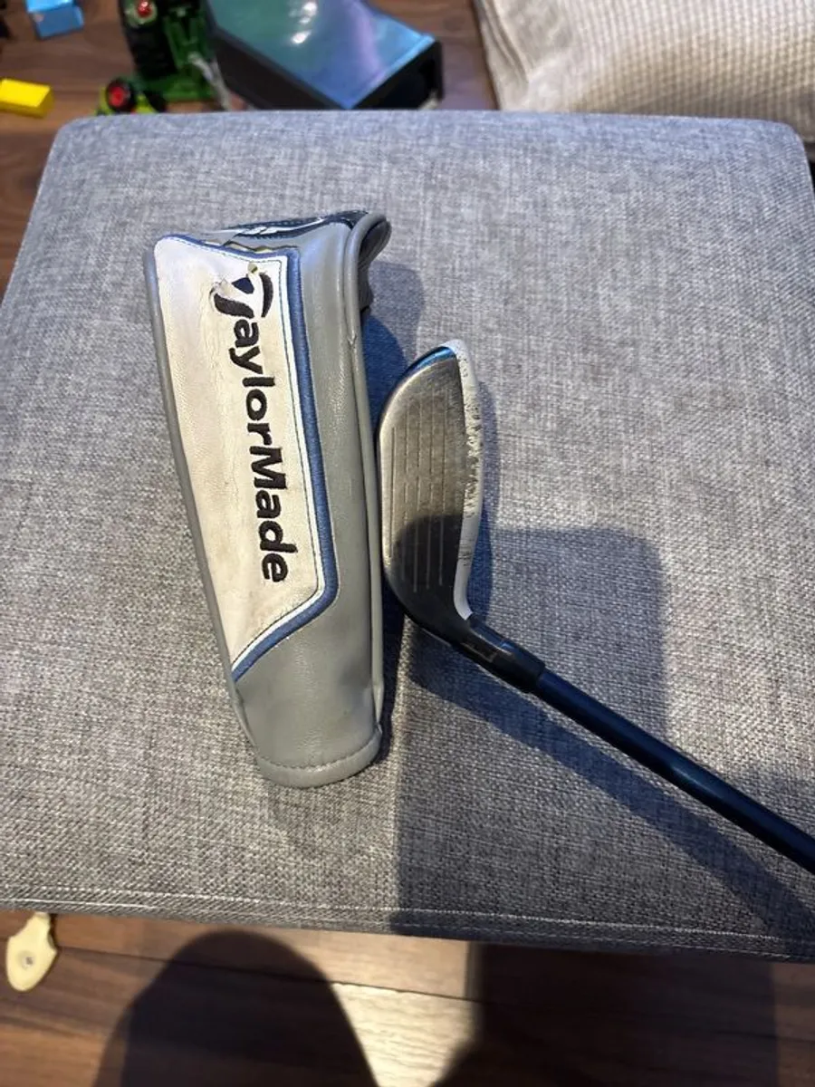 TaylorMade SIM 4 Hybrid - Image 2