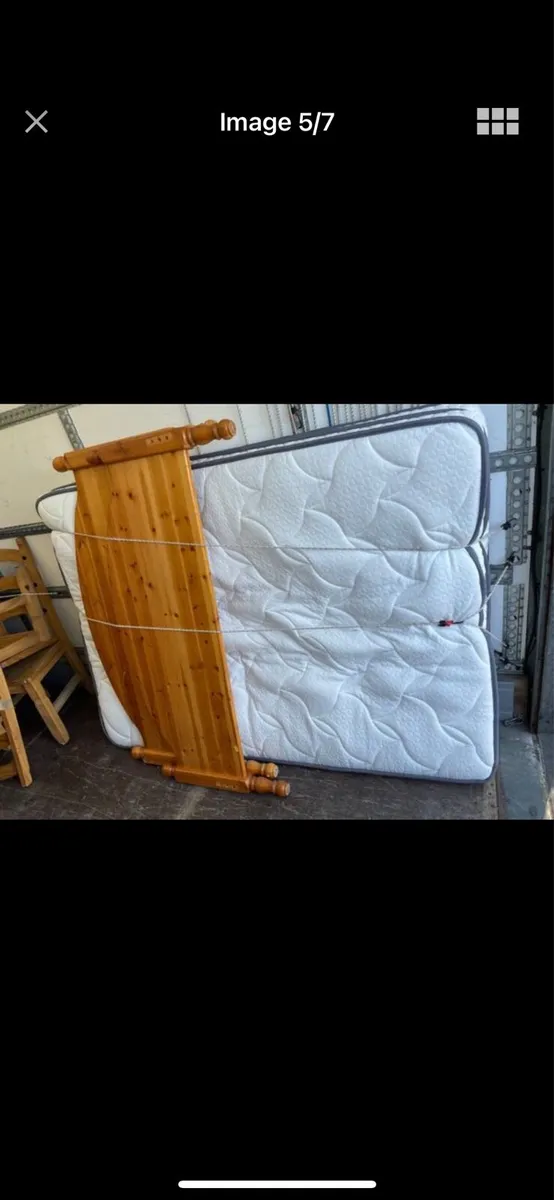 Solid wooden bedroom furniture set - Image 2