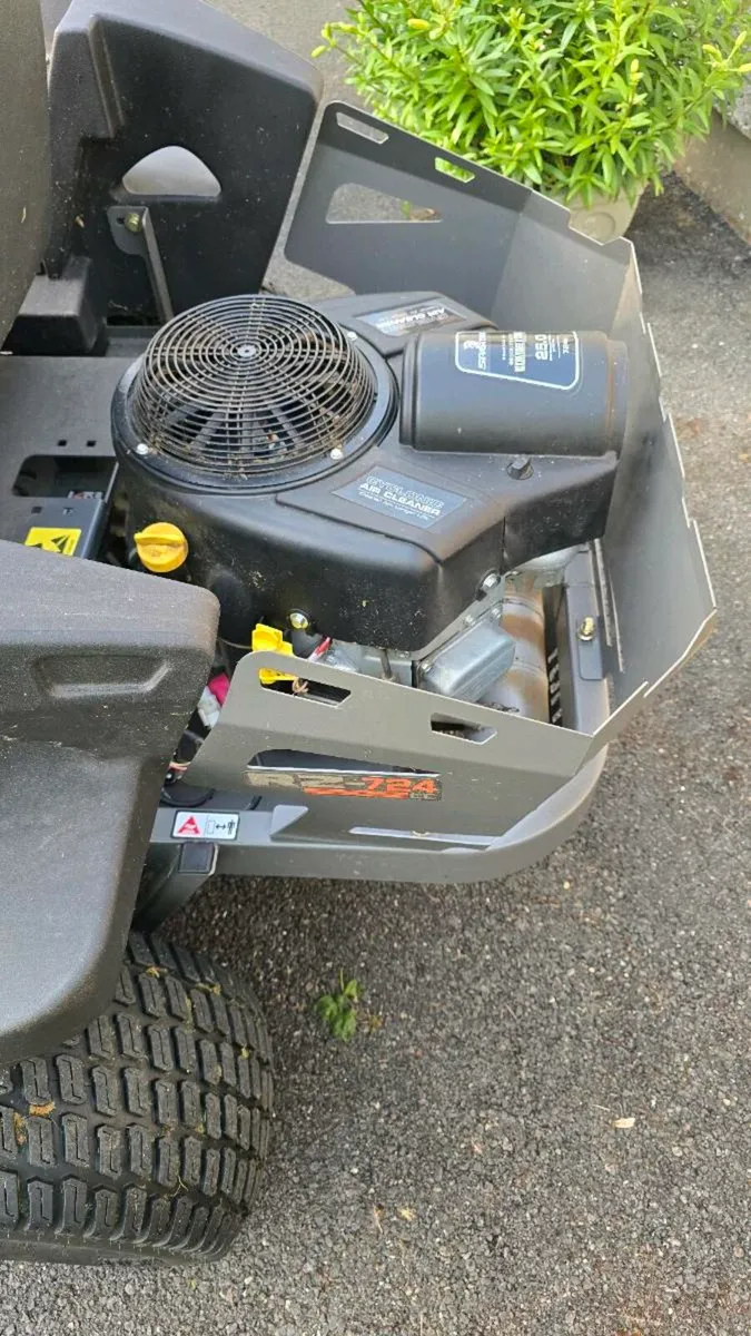 25hp Spartan zero turn - Image 3