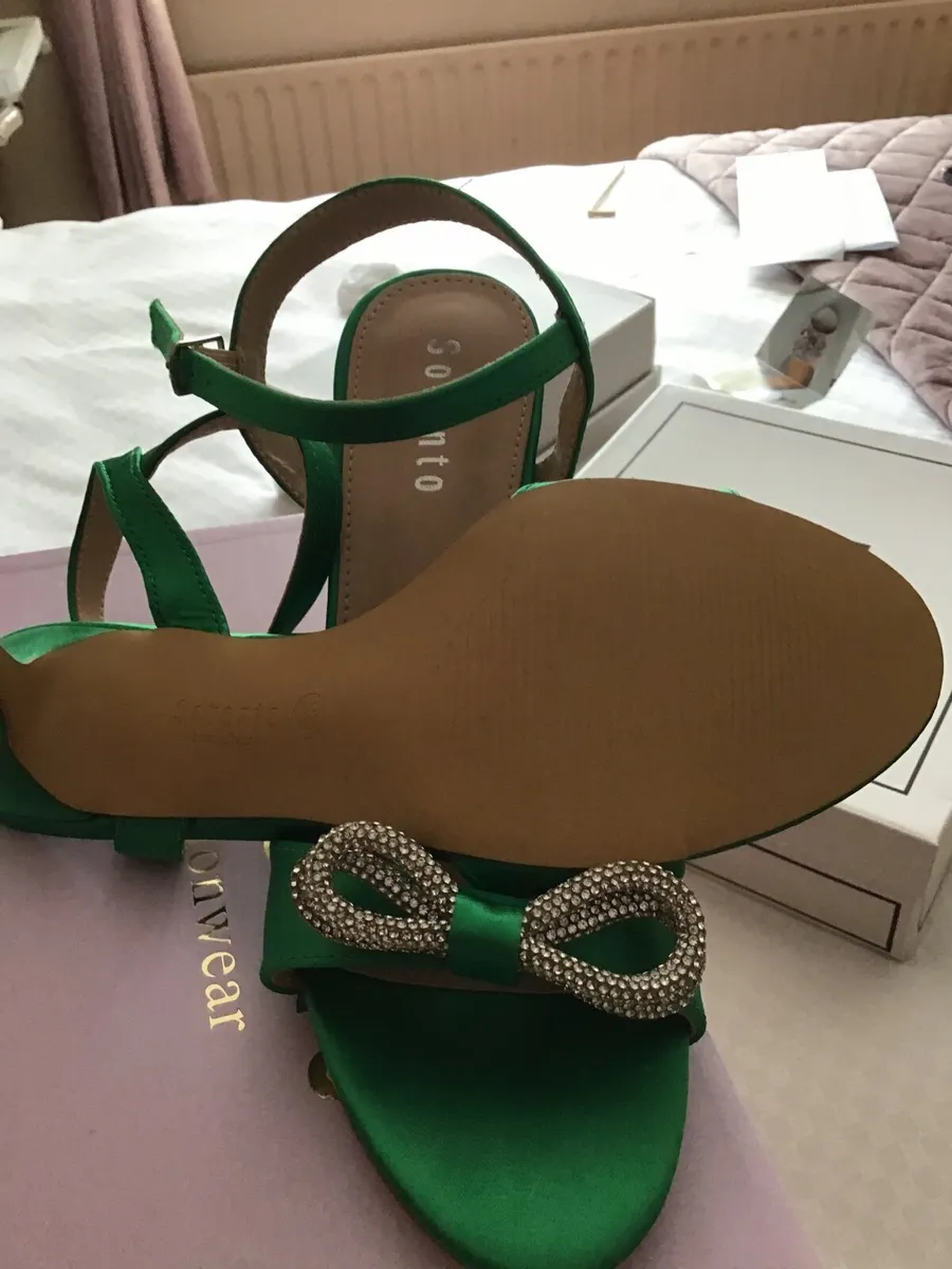 New shoes - Image 4