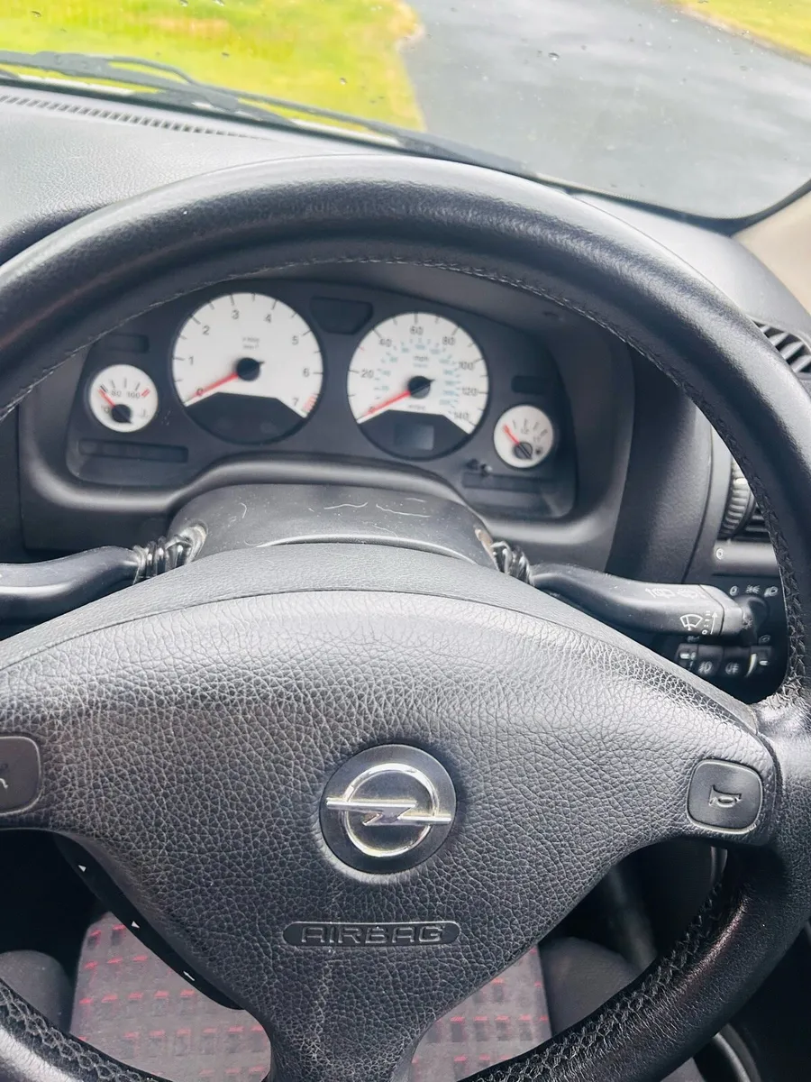 Car - Image 2