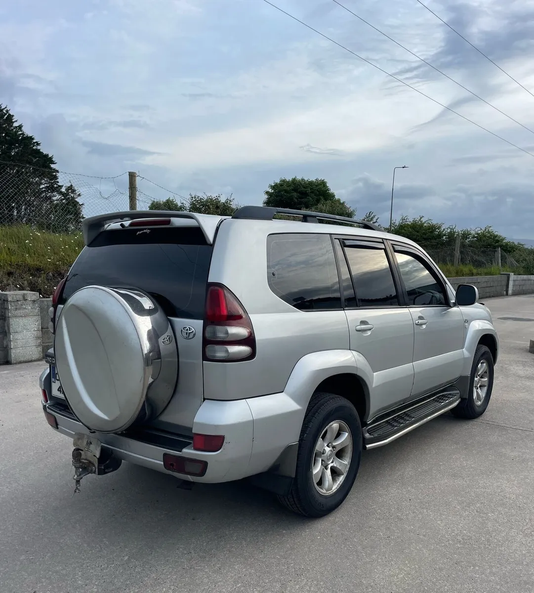 06 automatic Landcruiser 3Litre - Image 3