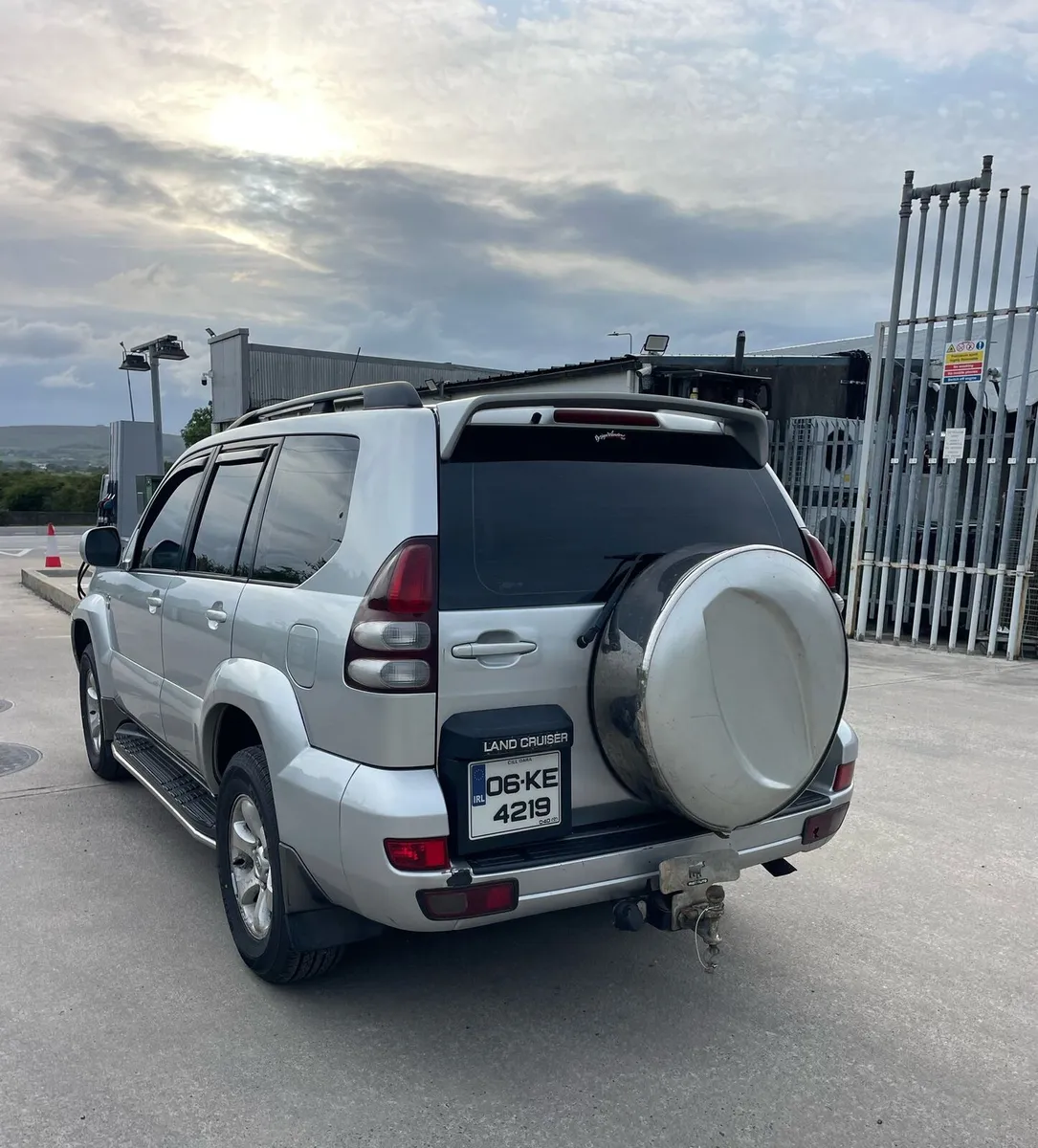 06 automatic Landcruiser 3Litre - Image 4
