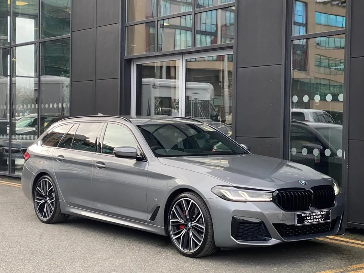 BMW 5 Series Touring 520d M-sport Pro Auto - Image 3