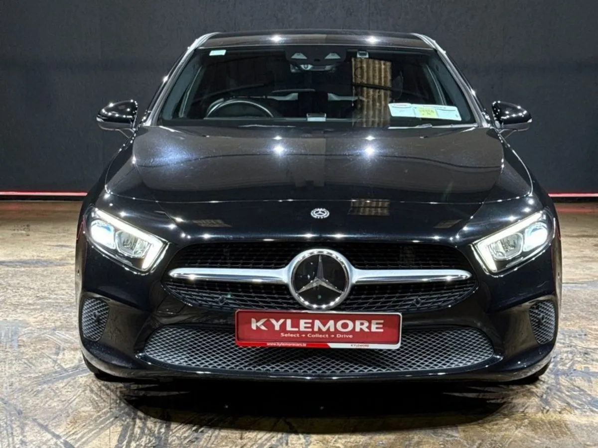 Mercedes-Benz A-Class Facelift 1.3 Automatic A180 - Image 3