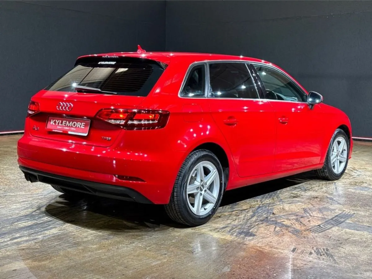 Audi A3 1.4 Tfsi Automatic - Reverse Camera - Image 3