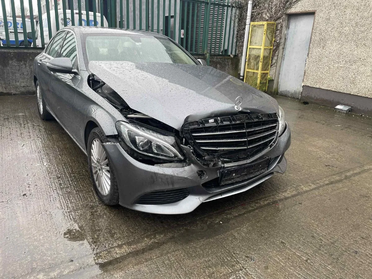 Mercedes-Benz C-Class 2017 - Image 1