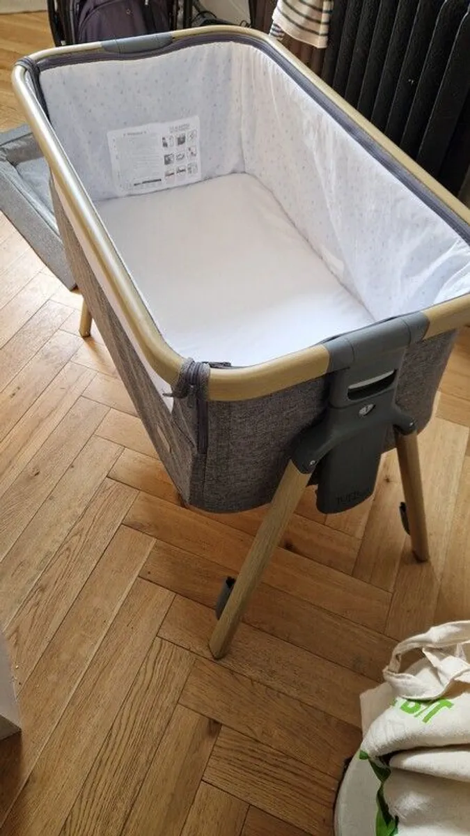 Tutti Bambini Bedside Crib - Image 1