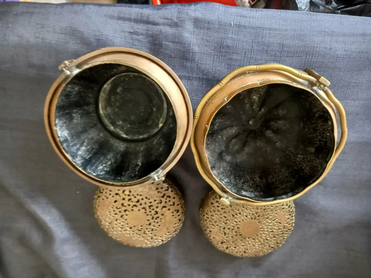 2 Chinese Hand Warmers/ Incense Burners - Image 2