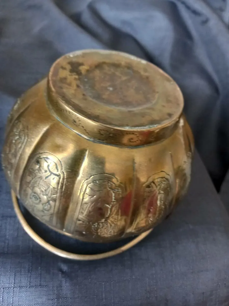 2 Chinese Hand Warmers/ Incense Burners - Image 3