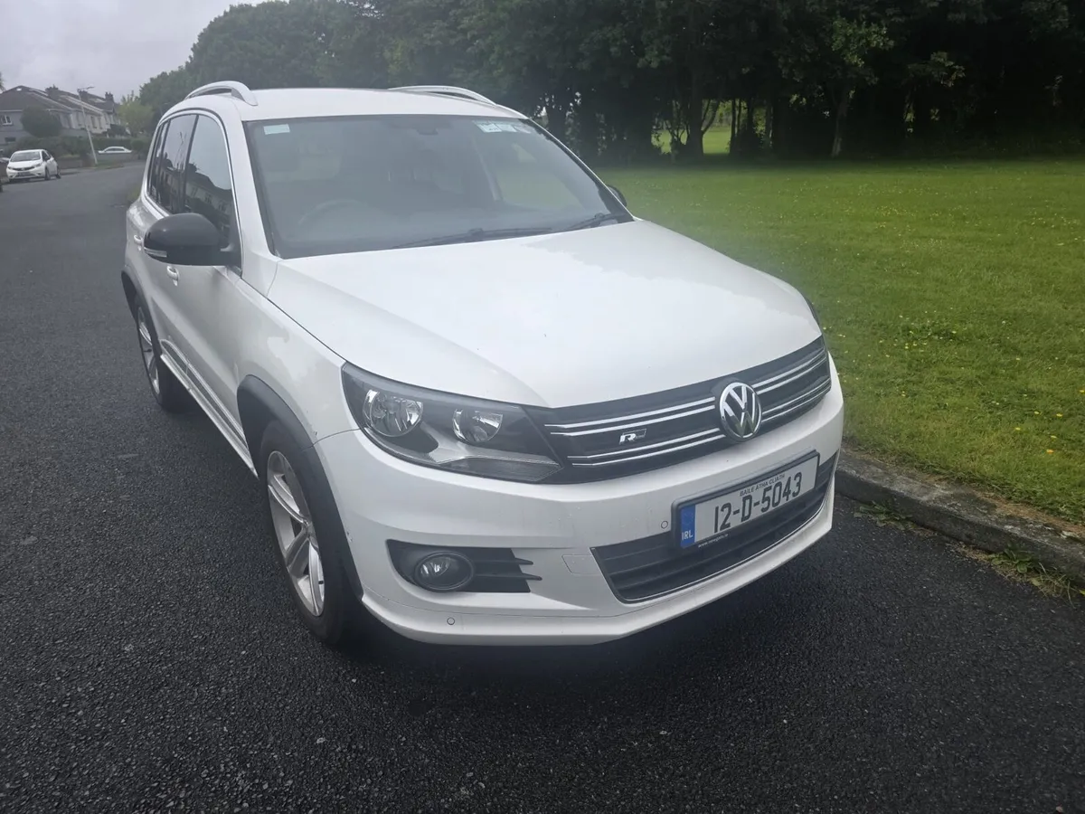 VW TIGUAN R-LINE *AUTOMATIC*4WD* - Image 3