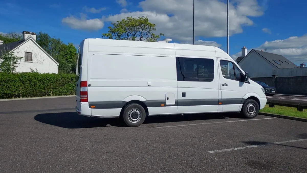 Mercedes Camper van for rent - Image 2