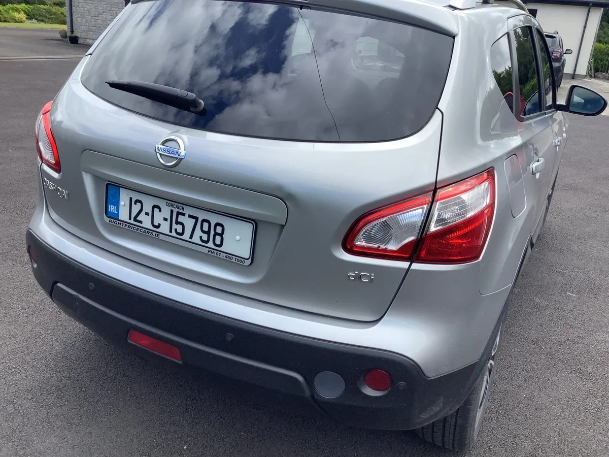 Car - Image 4