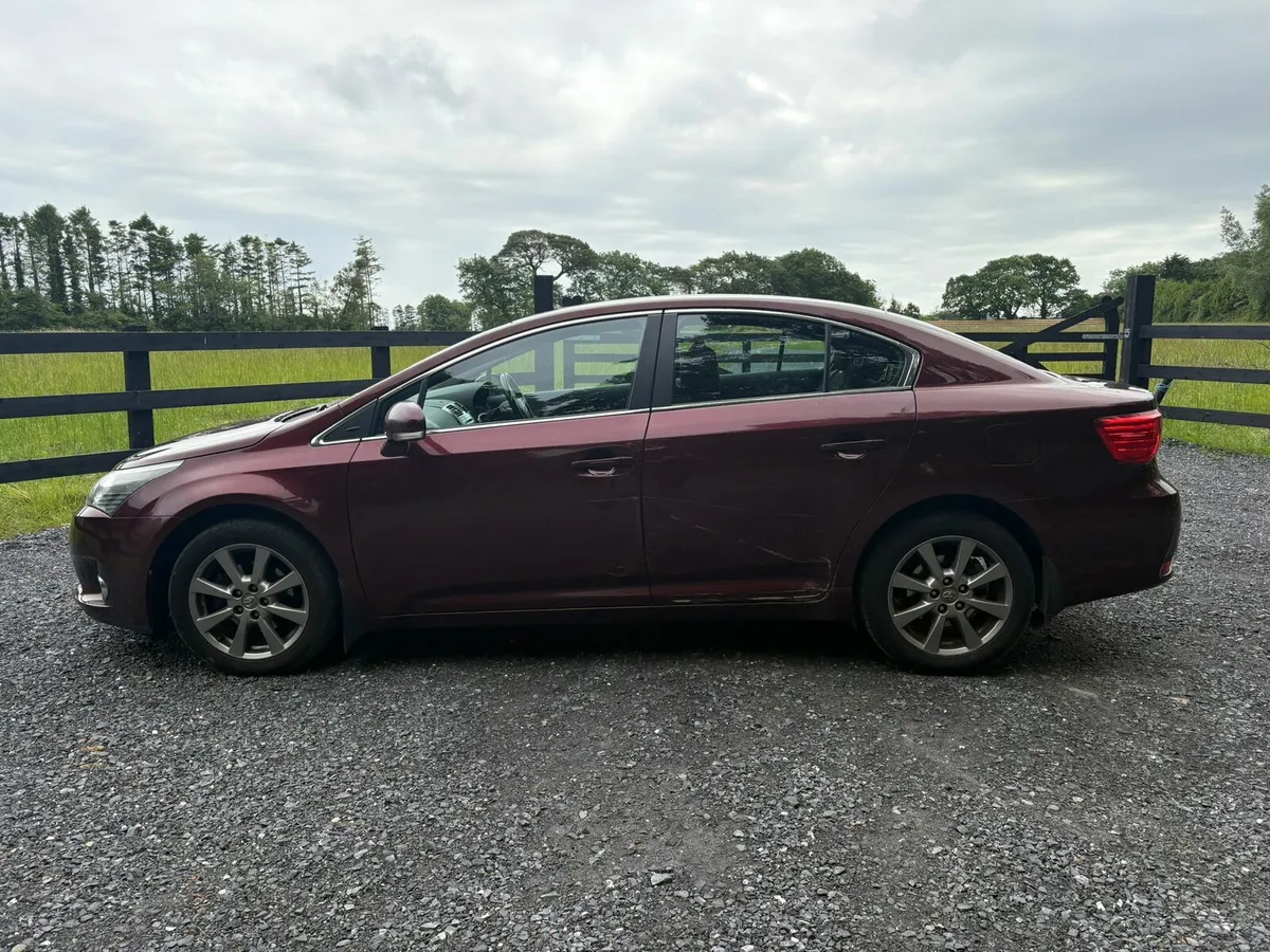 Toyota avensis - Image 2