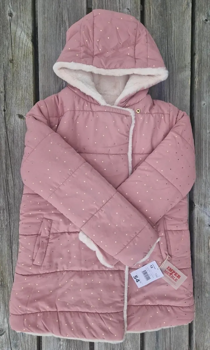 Girls coat - Image 1