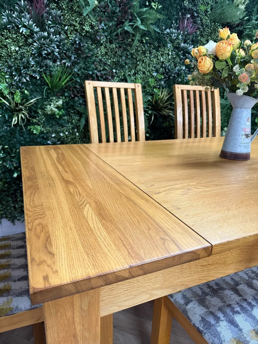 Oak kitchen table & 6 chairs/dining set - Image 4