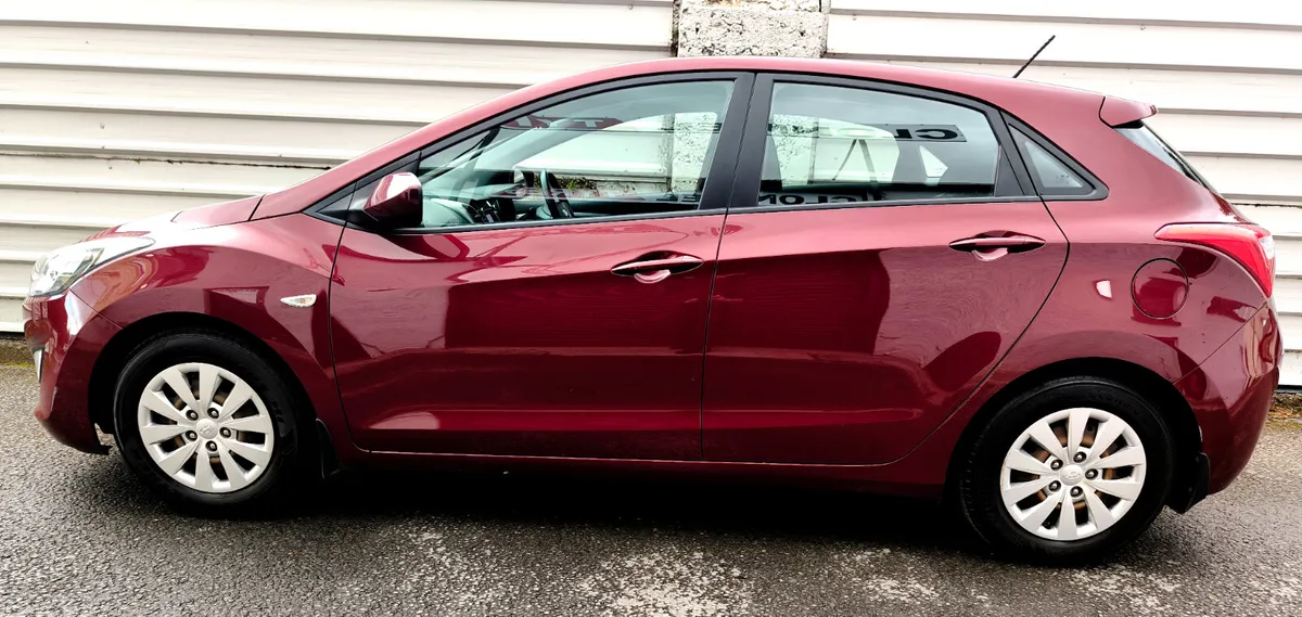 Hyundai i30 2016  1.4 petrol - Image 3