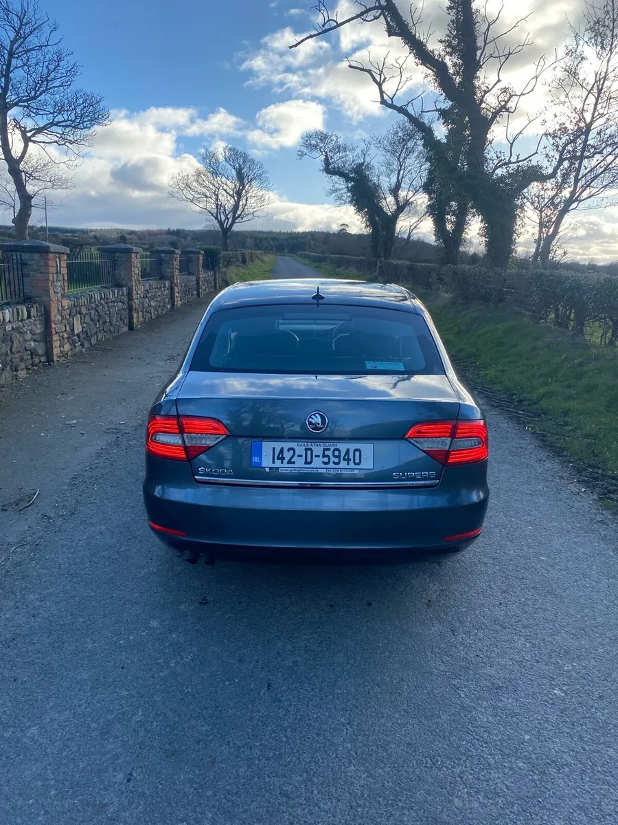 Skoda superb - Image 4