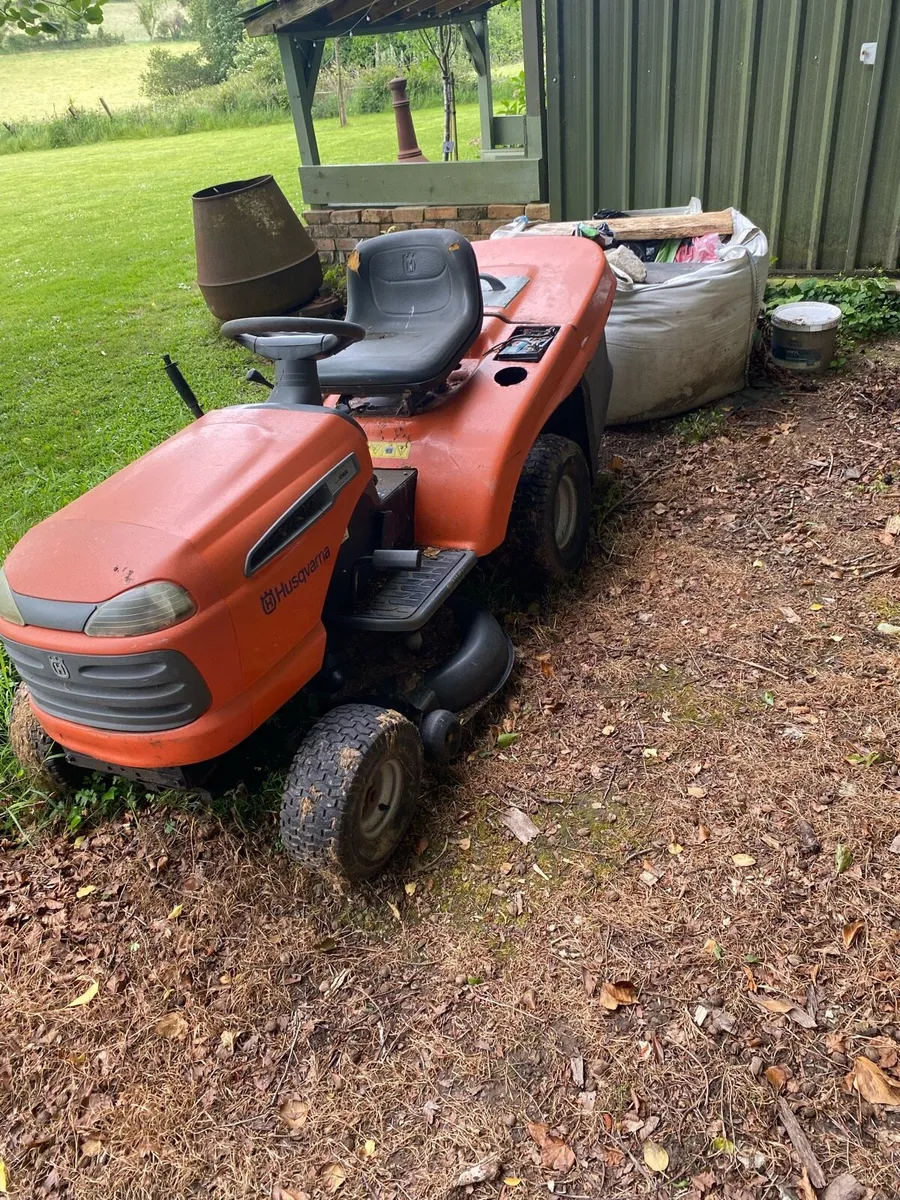 Ride on lawnmower for sale husksvarna - Image 1