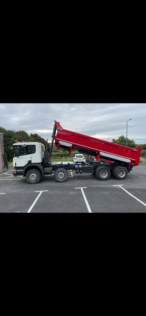 Scania tipper - Image 1
