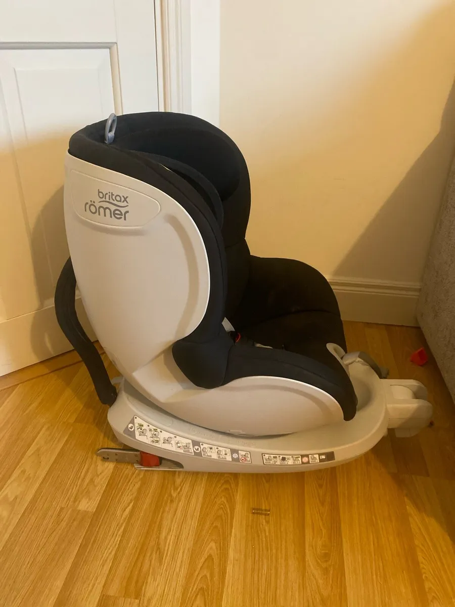 Britax Romer Car Seat - Image 4
