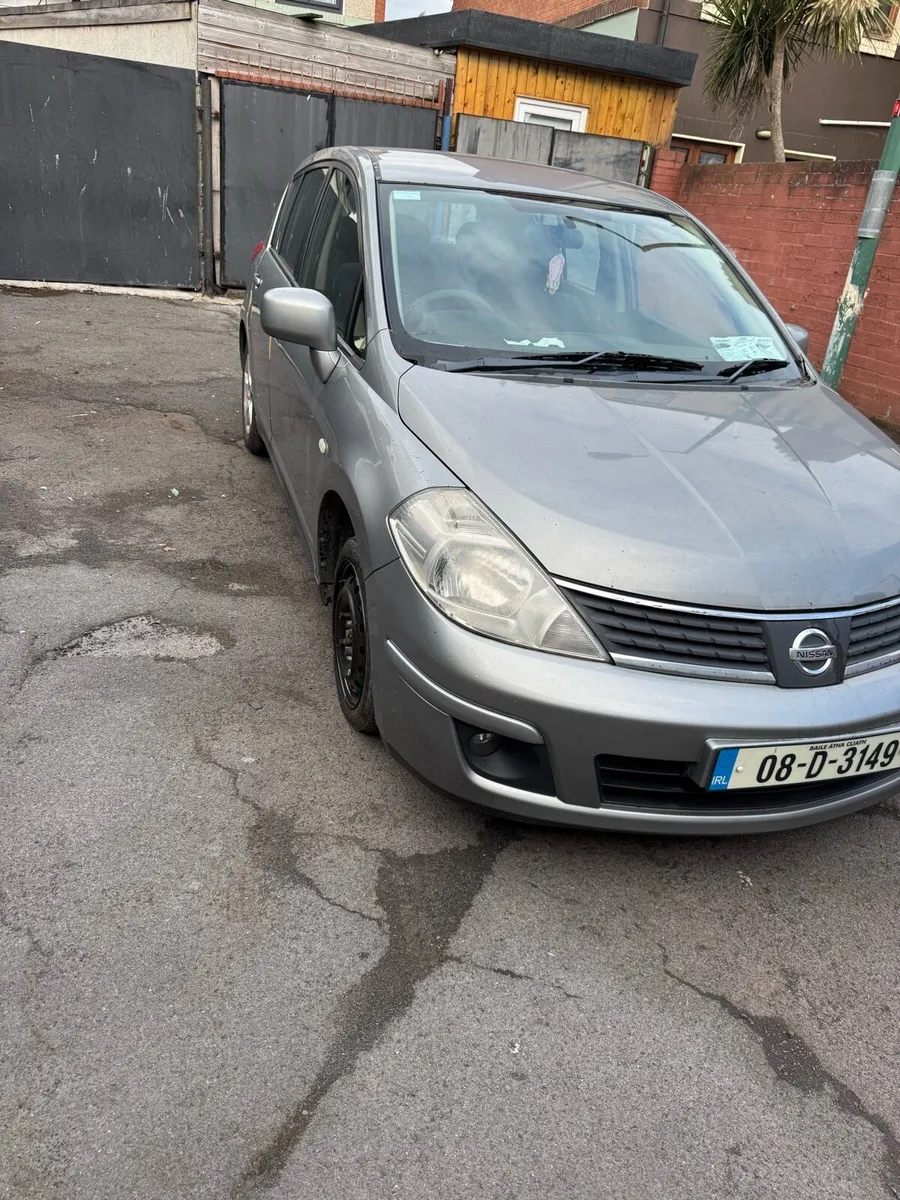 2008 Nissan tiida for sale - Image 1