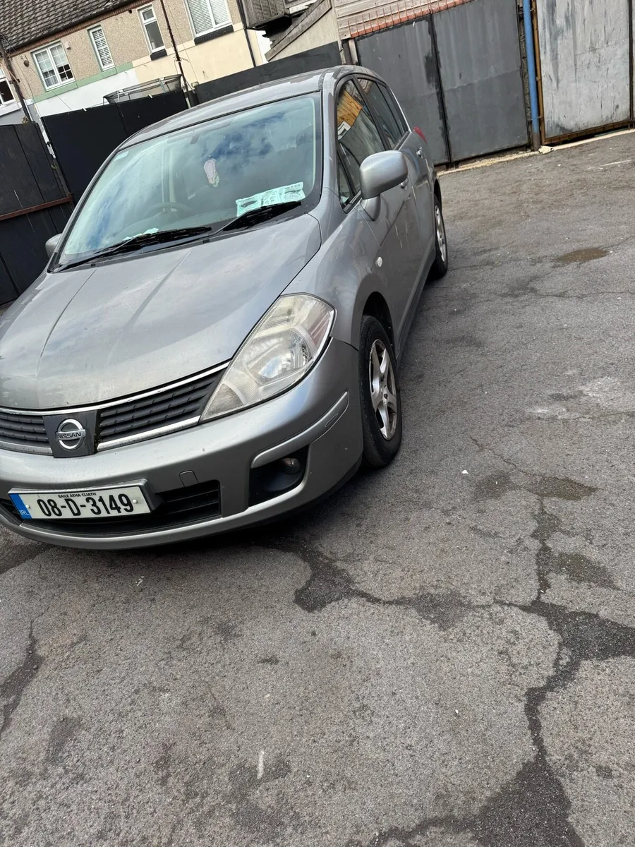 2008 Nissan tiida for sale - Image 2