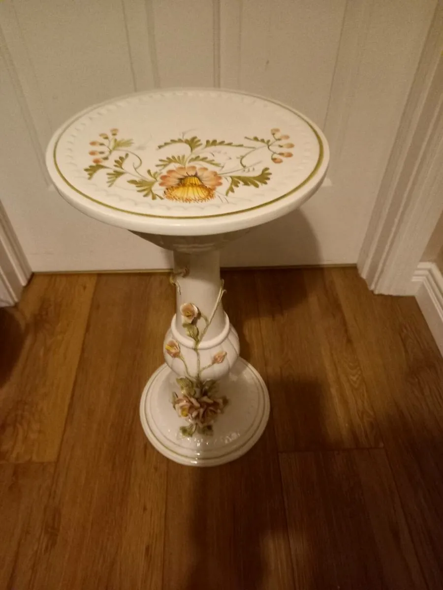 Ceramic Stand & Plant Pot - Image 2