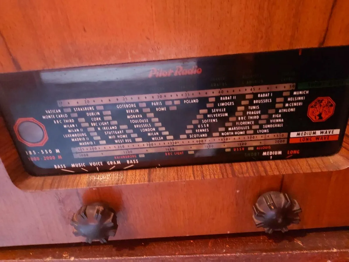 Pilot Radio/Gramophone - Image 3
