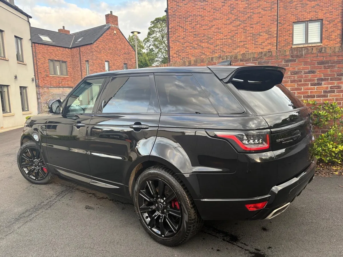 Range Rover Sport - Image 2