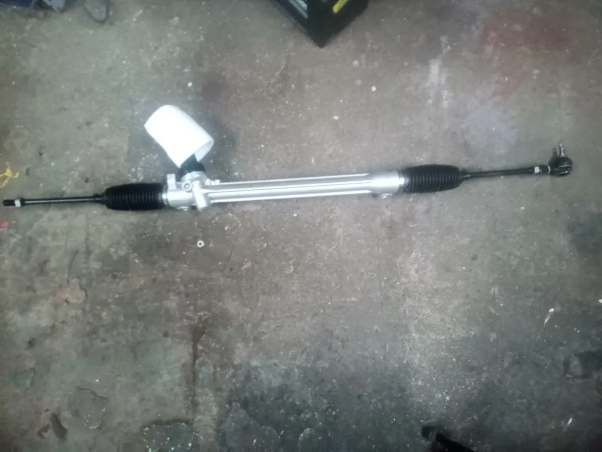 Hyundai i10 steering rack
