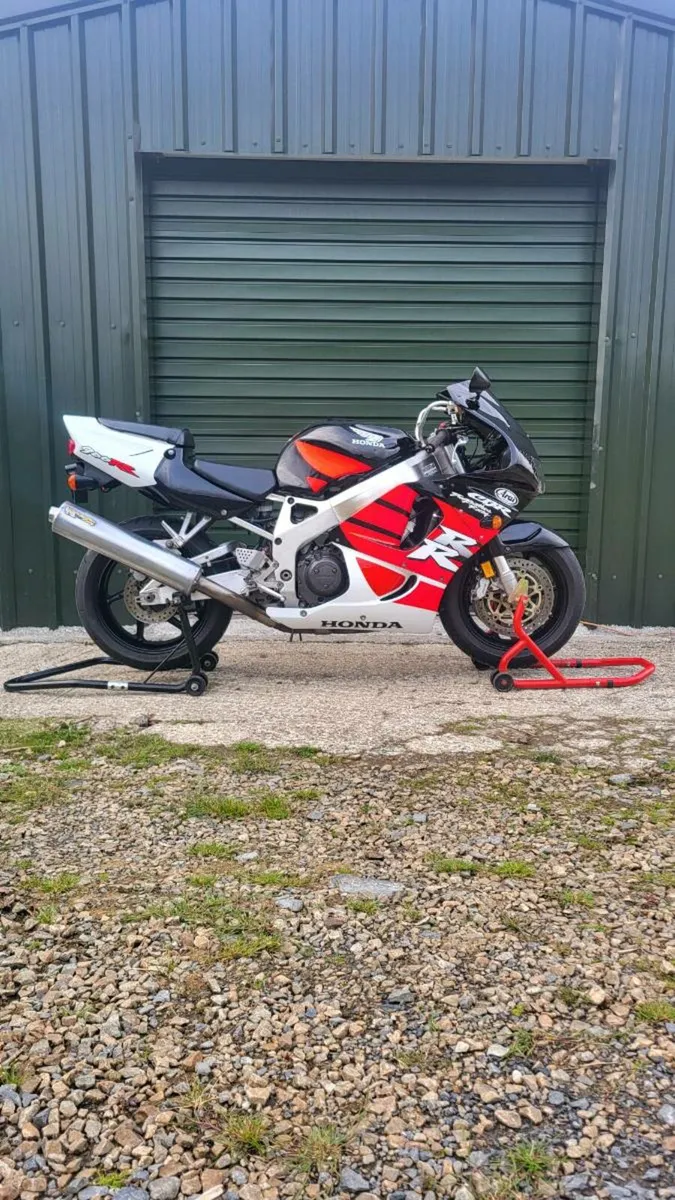 Motorbike - Image 2