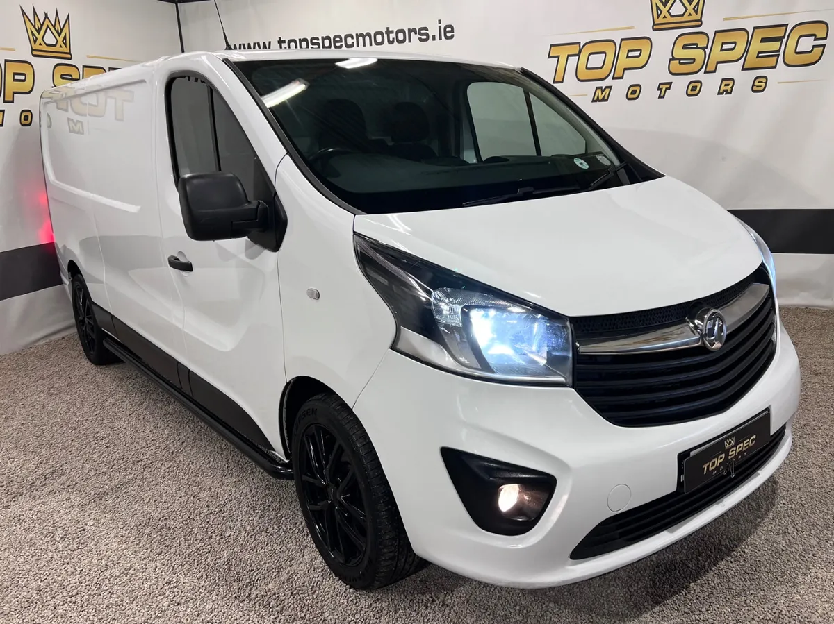 2018 (182) Vauxhall Vivaro Sportive 2900 - Image 4