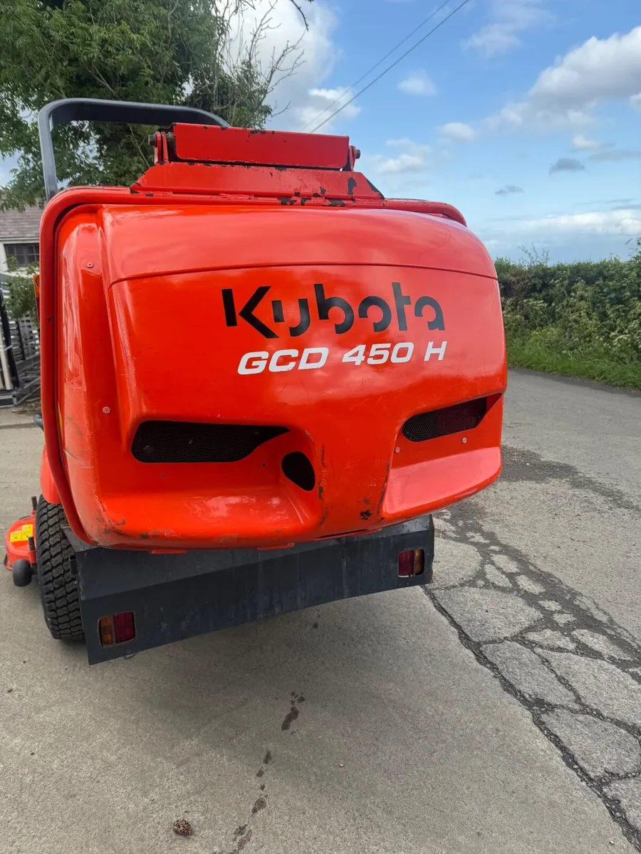 Kubota Compact Tractor - Image 3