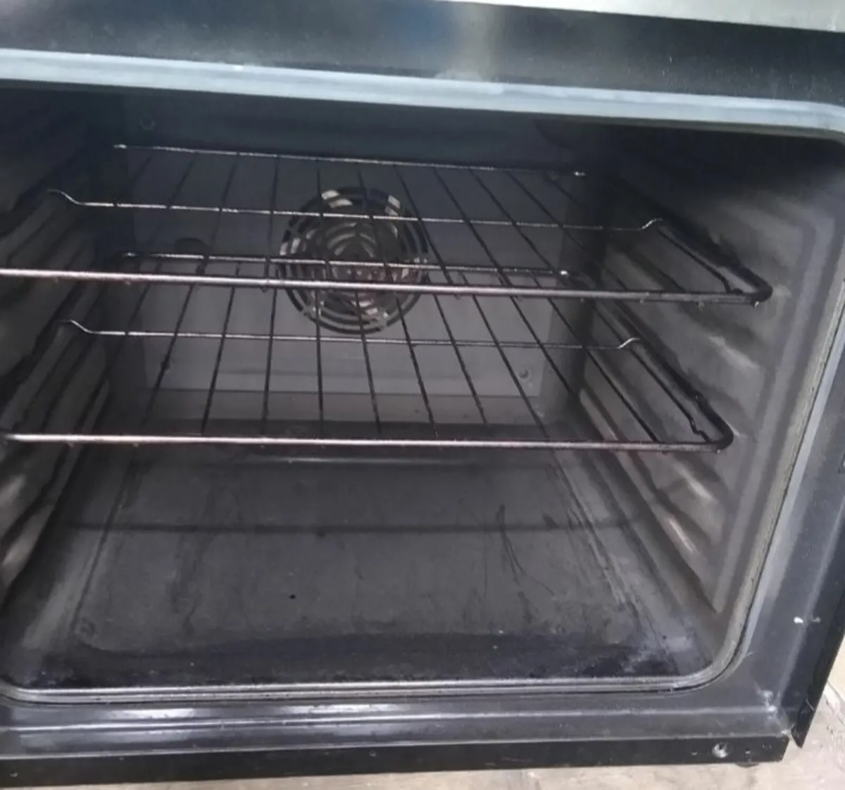 Oven - Image 2