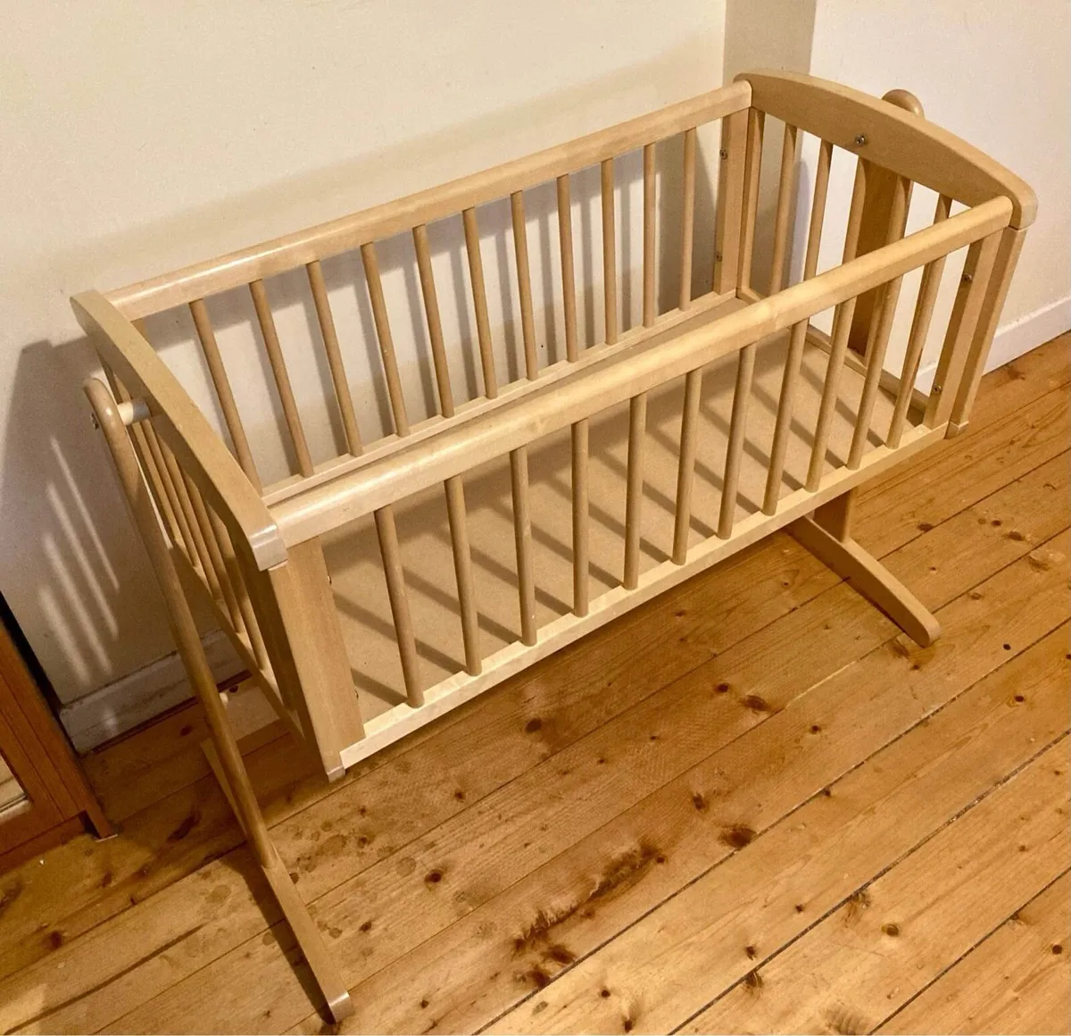 Co-Sleeper Baby Crib - Image 2