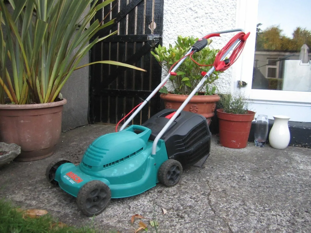Bosch Rotak Electric Mower. - Image 1
