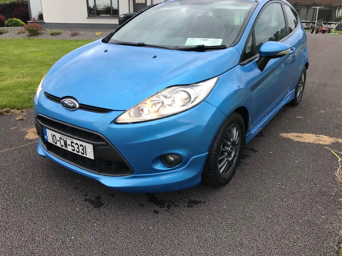 Ford Fiesta 1.6d - Image 2