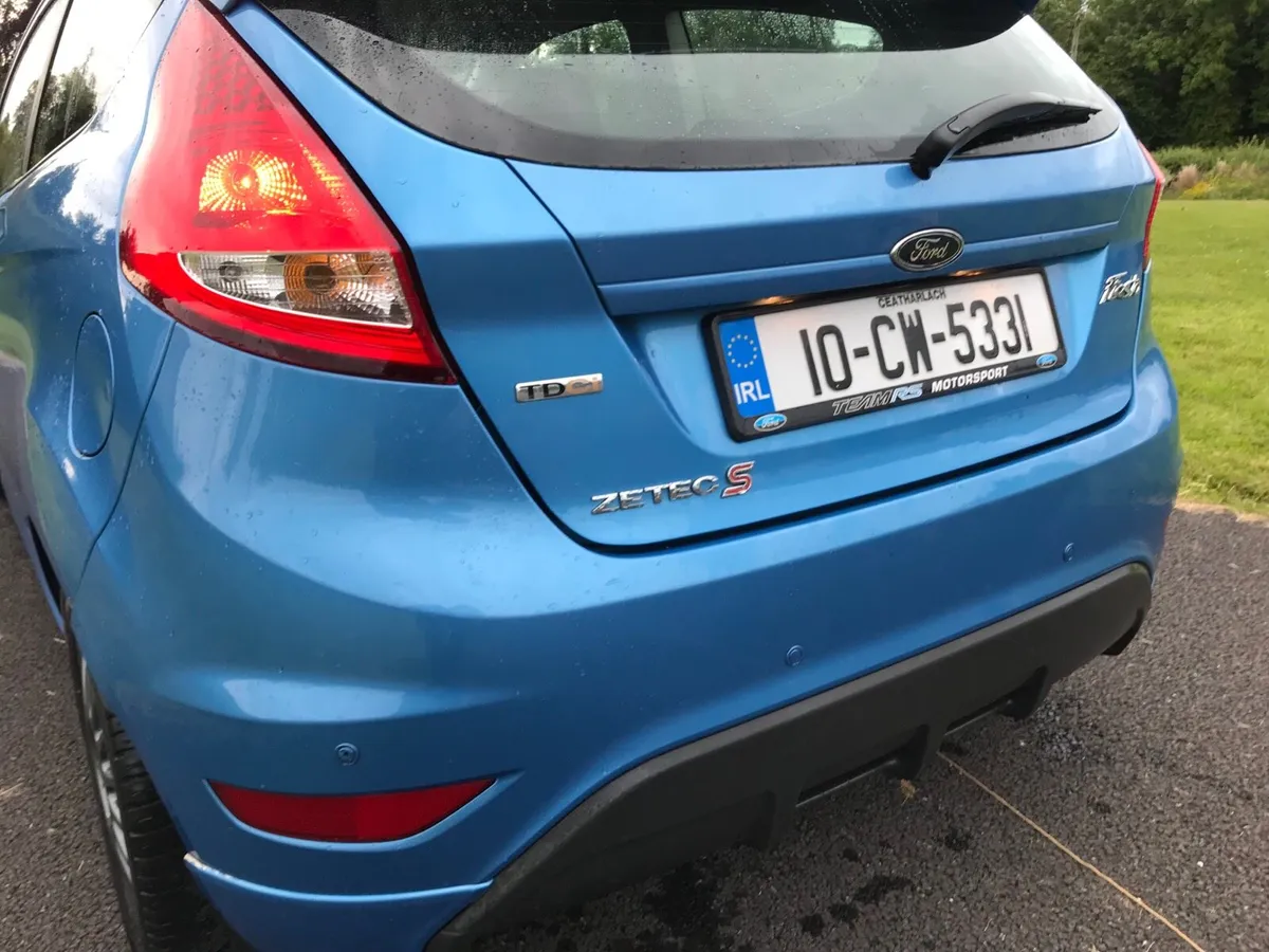 Ford Fiesta 1.6d - Image 4