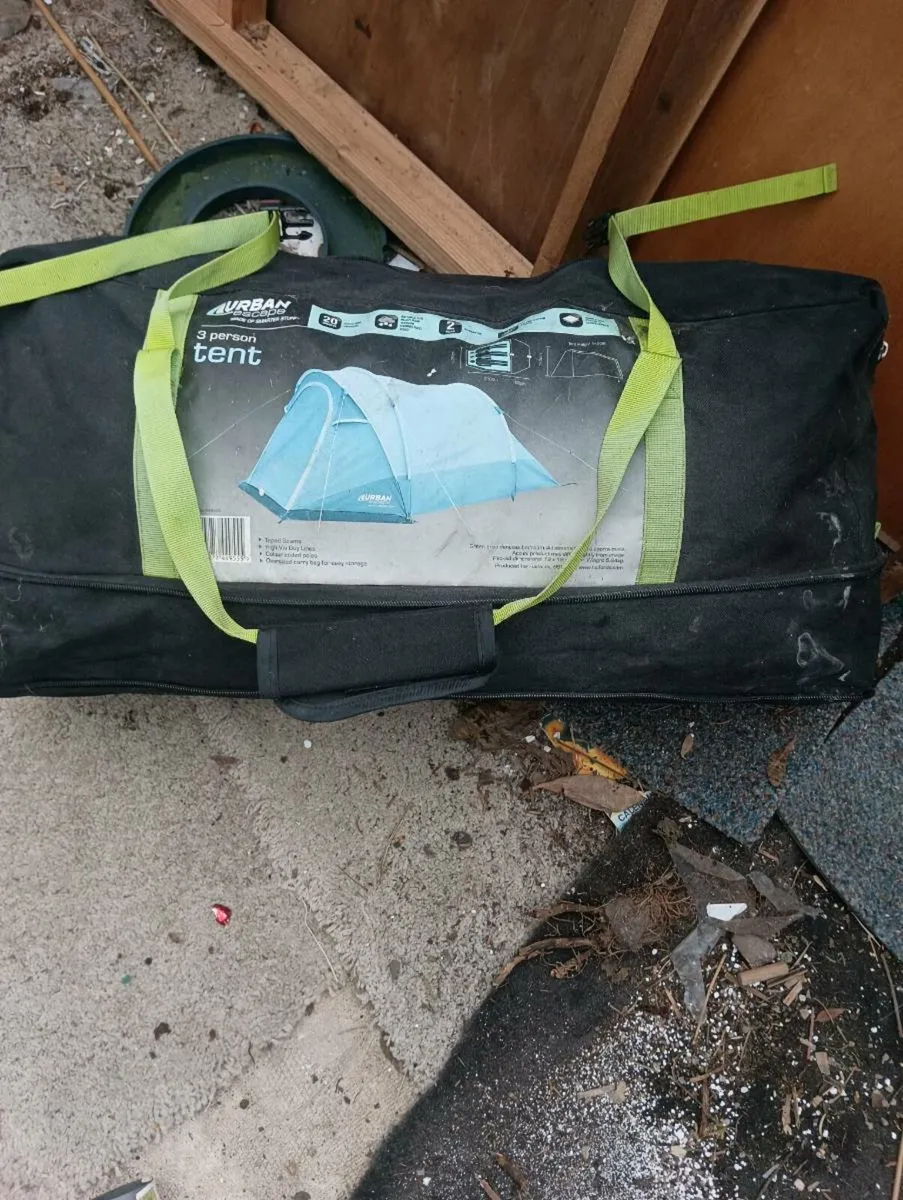 3 man tent like new ,last year, perfect condition - Image 2