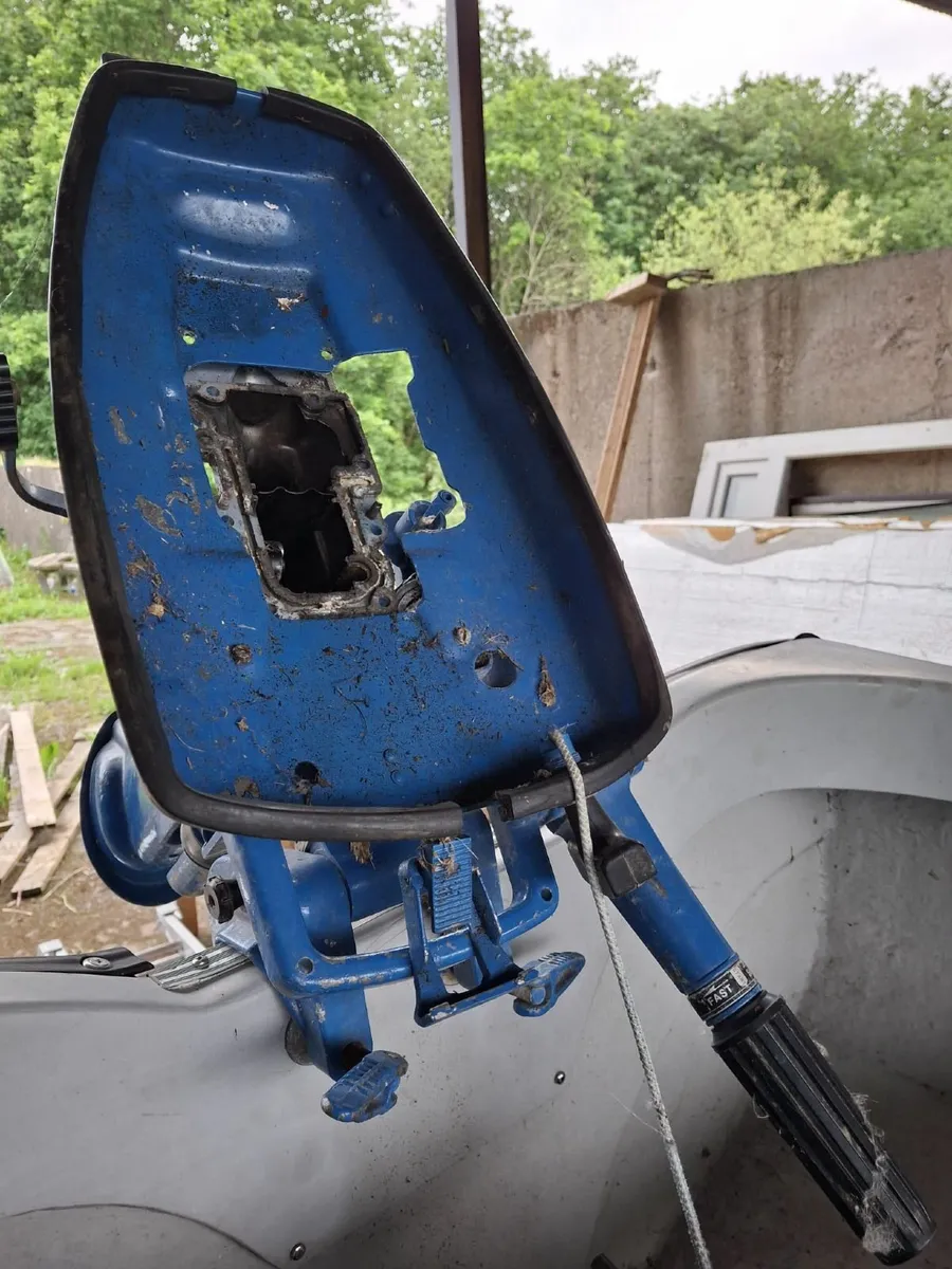 8 hp Wind outboard engine (for parts) - Image 2
