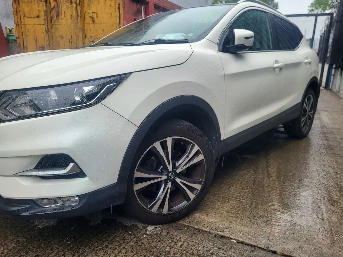 Car - Image 4