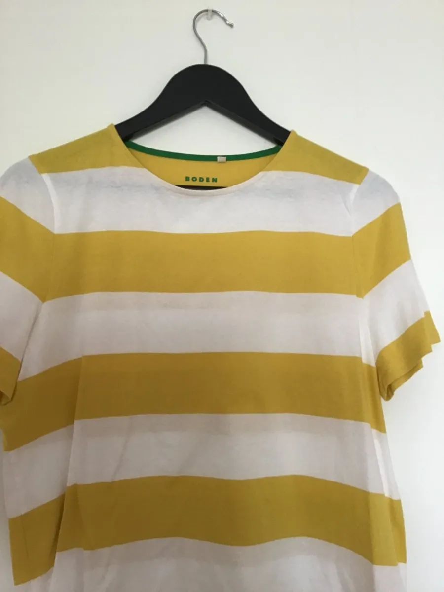 Ladies  Boden top - Image 1