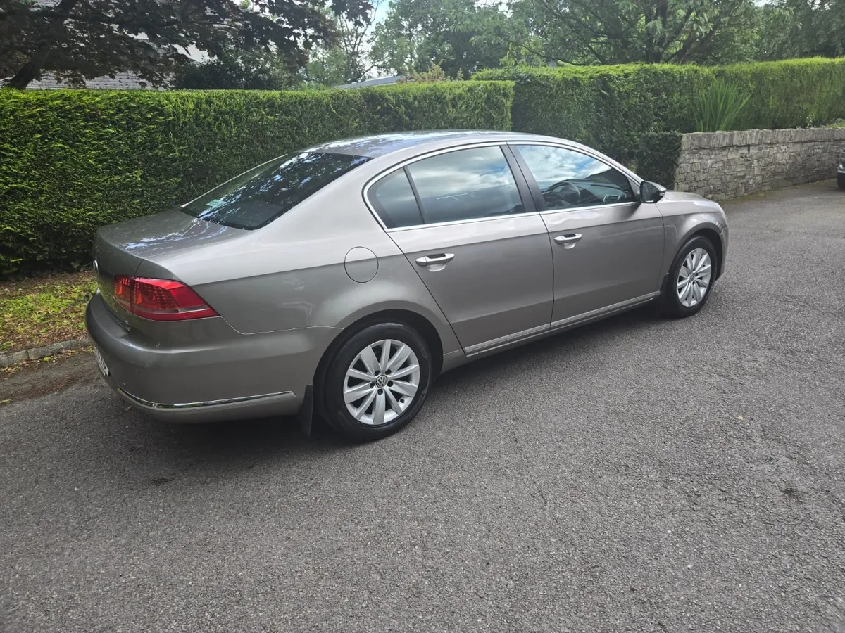 *2013 VOLKSWAGEN PASSAT IMMACULATE* - Image 3